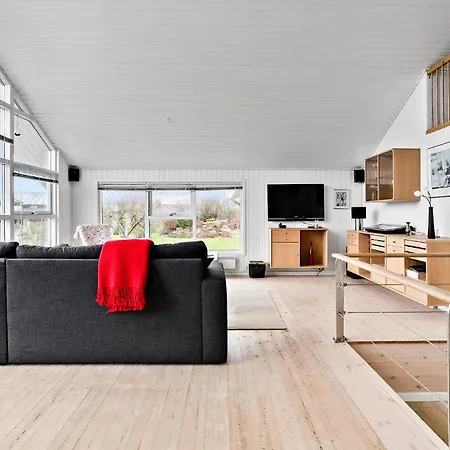 Holiday home In Juelsminde With Kitchen