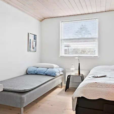 Сasa de vacaciones In With Kitchen